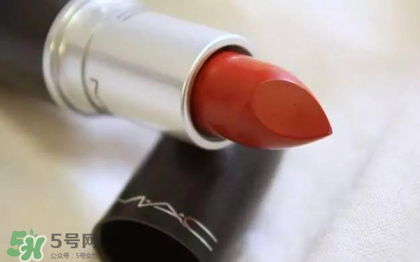 磚紅色和豆沙色的區(qū)別 磚紅色和豆沙色哪個好看？