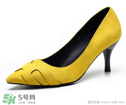 4月份穿什么鞋子？四月份鞋子搭配
