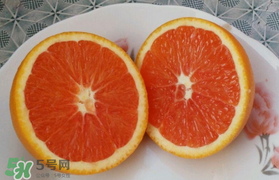 橙子里有紅絲能吃嗎？橙子里有紅絲的是什么？