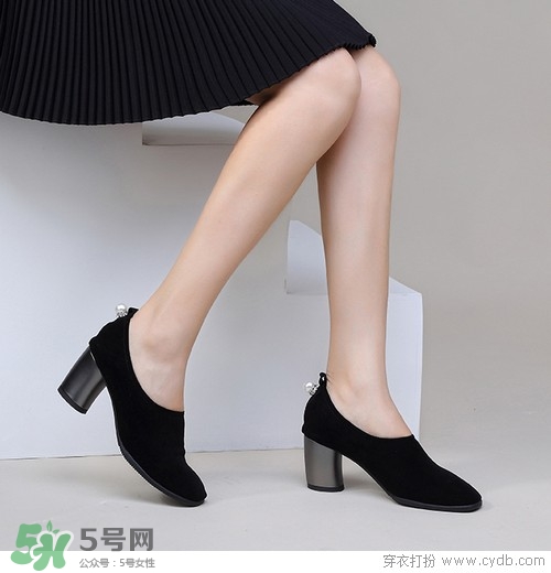 4月份穿什么鞋子？四月份鞋子搭配