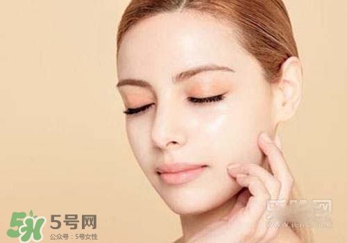 補水霜可以晚上用嗎？補水霜晚上怎么用？