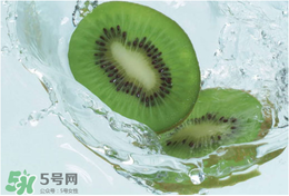 獼猴桃里面的黃芯可以吃嗎？獼猴桃里面變黃了能吃嗎？