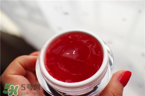 紅酒面膜可以天天敷嗎？紅酒面膜敷完臉用洗嗎？