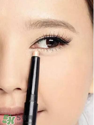 啞光是什么意思？化妝品啞光好不好？