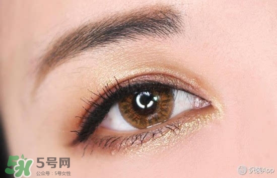 啞光口紅和珠光口紅哪個好？啞光口紅和珠光區(qū)別