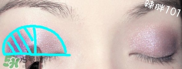 啞光眼影怎么畫(huà)？啞光眼影畫(huà)法步驟圖解