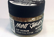 lush唇部磨砂膏怎么用？lush唇部磨砂膏使用方法