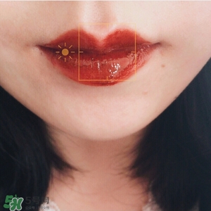 啞光和鏡面口紅哪個好？啞光口紅和鏡面口紅區(qū)別