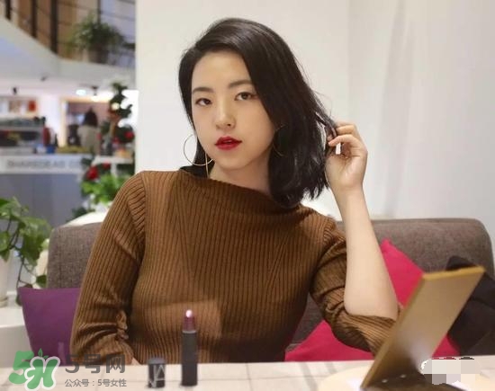 啞光和水潤哪個好？啞光口紅和水潤口紅區(qū)別