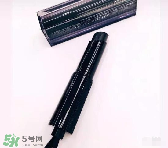 啞光和水潤哪個好？啞光口紅和水潤口紅區(qū)別
