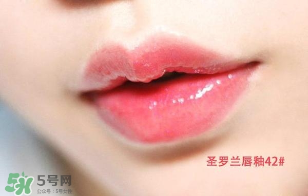 ysl鏡面唇釉和黑管唇釉哪個(gè)好？ysl鏡面唇釉和黑管唇釉區(qū)別