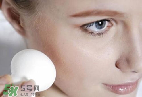 氣墊容易悶痘嗎？氣墊悶痘怎么辦？