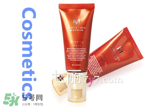 臉上長痘痘可以用bb霜嗎？用bb霜會長痘痘嗎？