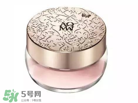 粉底液卡粉怎么辦？粉底液卡粉怎么補(bǔ)救？