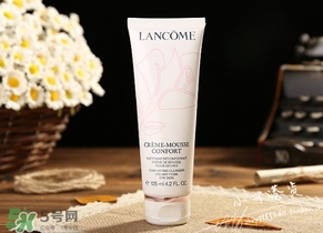 蘭蔻洗面奶粉色和藍(lán)色哪個(gè)好？蘭蔻洗面奶粉色藍(lán)色區(qū)別
