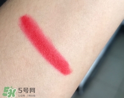 美康粉黛紅鸞心動唇釉怎么樣？美康粉黛氣墊唇釉好用嗎