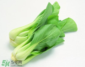 薺菜和青菜哪個(gè)營養(yǎng)價(jià)值高？青菜和薺菜有什么分別？