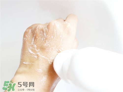 倩碧潔面儀刷頭怎么卸？倩碧潔面儀怎么替換刷頭？