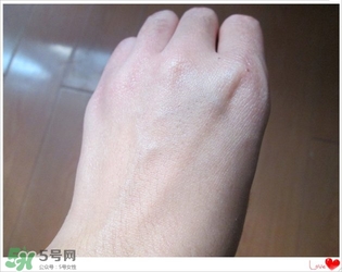 美康粉黛六勝肽回春膏怎么樣？美康粉黛六勝肽回春膏有激素嗎？
