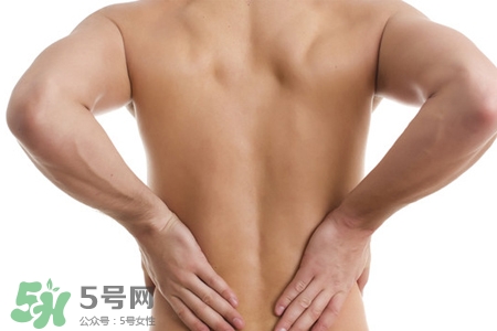 骨質(zhì)疏松會(huì)出現(xiàn)背痛嗎？骨質(zhì)疏松會(huì)引起后背疼嗎？
