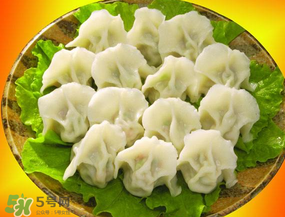 薺菜包餃子好吃嗎？薺菜包餃子根可以吃嗎？