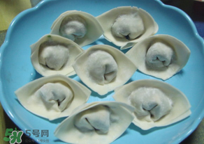 薺菜素餃子怎么做？薺菜素餡餃子怎么做好吃？