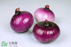 洋蔥中間黃了可以吃嗎？洋蔥里面發(fā)黃能吃嗎？