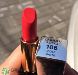 蘭蔻菁純唇膏186多少錢？蘭蔻絲絨唇膏186專柜價格
