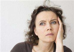 女人更年期年齡是多大？女人更年期是多少歲？