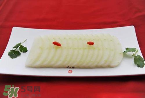 冬瓜要去皮嗎？冬瓜皮能吃嗎？