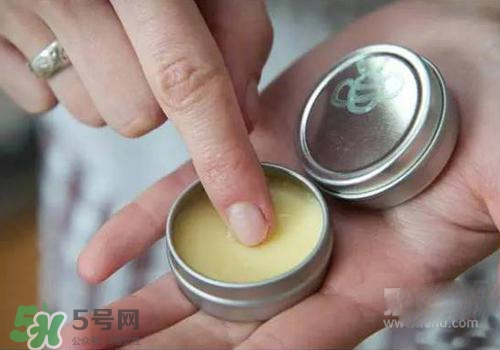 清涼油能消腫嗎？清涼油怎么消腫？
