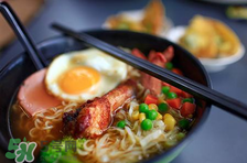 天天吃泡面會(huì)怎么樣？天天吃泡面會(huì)胖嗎？