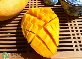芒果為什么會變黑？芒果為什么有黑點(diǎn)？