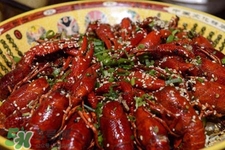 感冒可以吃小龍蝦嗎？感冒頭痛能吃小龍蝦嗎？
