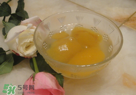 枇杷和蜂蜜能一起吃嗎？枇杷放蜂蜜好嗎？