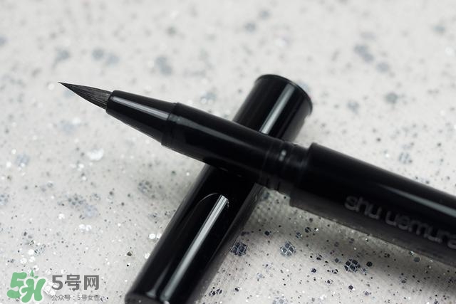 植村秀眼線液怎么安裝？植村秀眼線液安裝方法