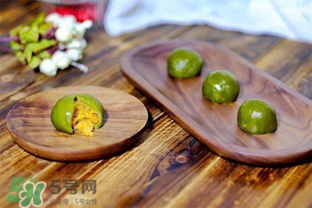 青團(tuán)可以蒸著吃嗎？青團(tuán)蒸著吃好嗎？