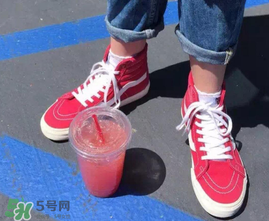 vans是什么牌子？vans范斯是什么檔次？