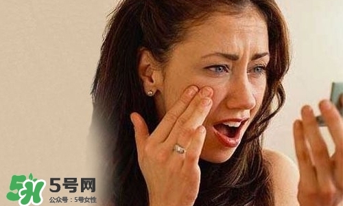 臉色發(fā)黑是什么原因？臉色發(fā)黑發(fā)暗怎么調(diào)理
