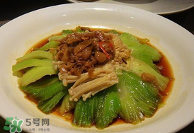薺菜和金針菇能一起吃嗎？薺菜能和金針菇一起炒嗎？