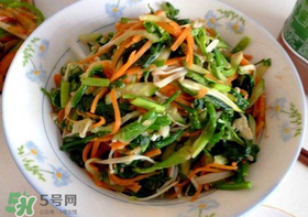 薺菜和金針菇能一起吃嗎？薺菜能和金針菇一起炒嗎？