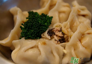 薺菜餃子可以放木耳嗎？薺菜水餃能加木耳嗎？