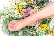 艾草泡腳治過(guò)敏性鼻炎嗎？用艾草泡腳能治鼻炎嗎？
