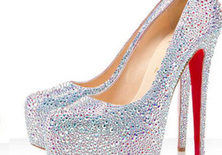 cl鞋子一般多少錢？Christian Louboutin鞋子專柜價格