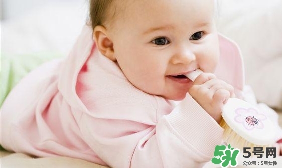 寶寶咳嗽可以吃雞蛋嗎？寶寶咳嗽老不好怎么辦？