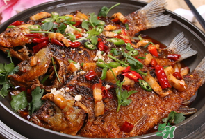 薺菜和鯽魚能一起吃嗎？薺菜和鯽魚一起吃會(huì)流產(chǎn)嗎？