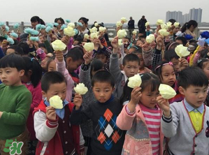 清明節(jié)小孩能上墳嗎？清明節(jié)可以帶小孩掃墓嗎？