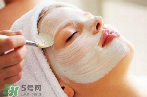 面粉做面膜會堵塞毛孔嗎？面粉怎么做面膜不會堵塞毛孔