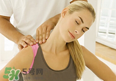 脖子突然扭了怎么辦？脖子扭傷了怎么辦