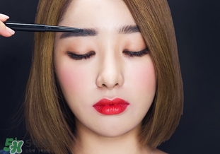云皙是什么牌子？云皙化妝品是品牌嗎？